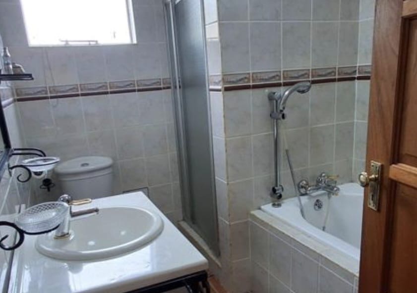 5 Bedroom Property for Sale in Deneysville Free State